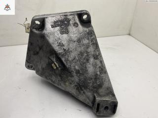 кронштейн двигателя Audi A4 B5 [рестайлинг] 2000, 2.5 л., дизель, АКПП, синий, универсал