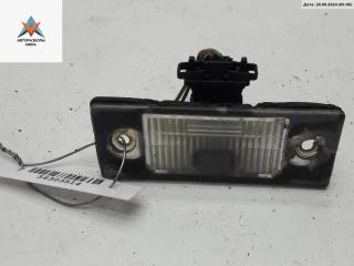 подсветка номера Volkswagen Golf 4 поколение 2001, 1.9 л., дизель, МКПП, чёрный, универсал, 1J5943021