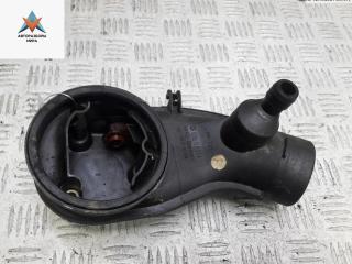 воздуховод Volkswagen Golf 3 поколение 1993, 1.6 л., бензин, МКПП, красный, хетчбэк 5 дв., 032129654