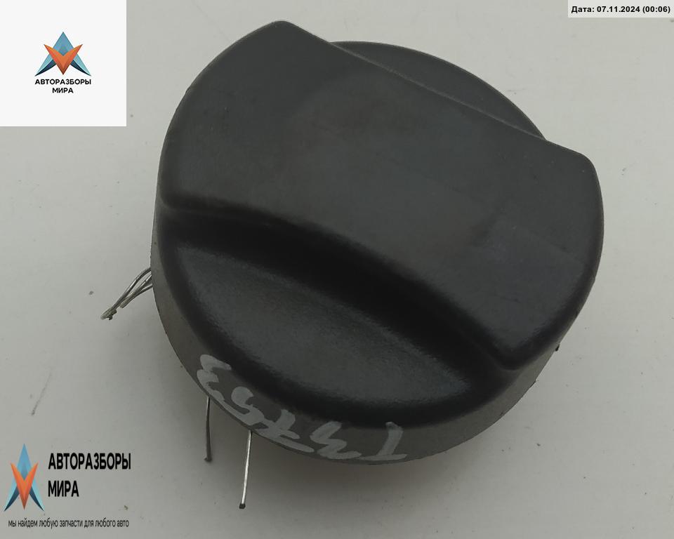 пробка топливного бака Volkswagen Golf 3 поколение 1996, 1.9 л., дизель, МКПП, красный, хетчбэк 3 дв., 191201553 - фото №1