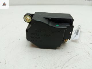 моторчик заслонки печки Volvo V70 2 поколение [рестайлинг] 2004, 2.0 л., бензин, АКПП, серый, универсал, 75622