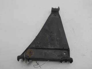 кронштейн заднего бампера Audi A4 B5 1997, 2.6 л., бензин, АКПП, зелёный, универсал, 8D0807484