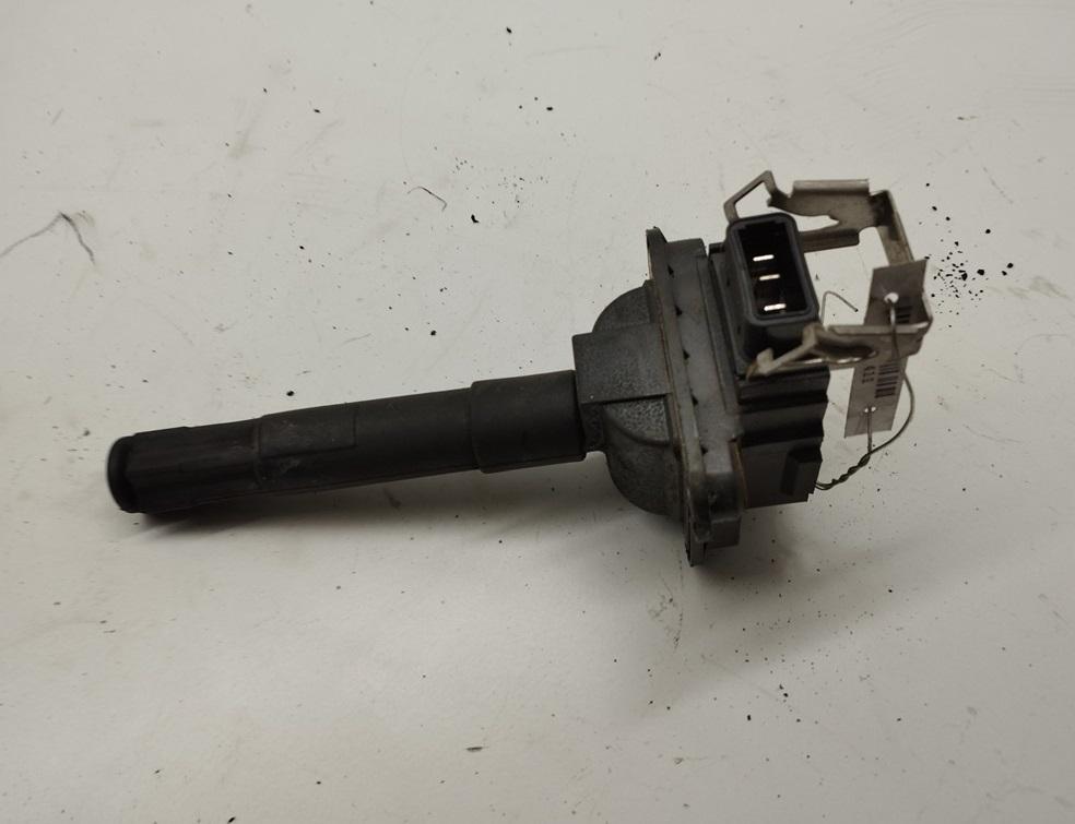 катушка зажигания Audi A6 C5 2002, 2.7 л., бензин, АКПП, серый, универсал, 689C0008