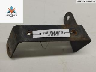 кронштейн (крепление) Audi A4 B5 1995, 1.6 л., бензин, МКПП, синий, седан, 8D0951229B