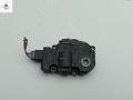 моторчик заслонки печки BMW 3 серия F30/F31/F34 2013, 2.0 л., дизель, АКПП, чёрный, седан, 412650750, 410475520 - фото №2