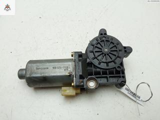 моторчик стеклоподъемника задний левый Volvo V70 1 поколение 1998, 2.5 л., МКПП, универсал, 0130821742