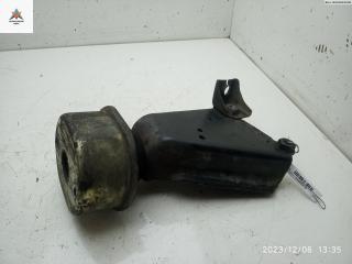 подушка крепления КПП Volkswagen Transporter T4 1993, 2.0 л., бензин, МКПП, белый, микроавтобус, 701199201