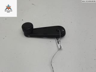 ручка стеклоподъемника Volkswagen Jetta 2 поколение [рестайлинг] 1991, 1.6 л., бензин, МКПП, синий, седан, 191837579