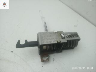 блок управления вентилятором (реле) Volkswagen Transporter T4 1999, 2.5 л., дизель, МКПП, белый, микроавтобус, 7M0121183