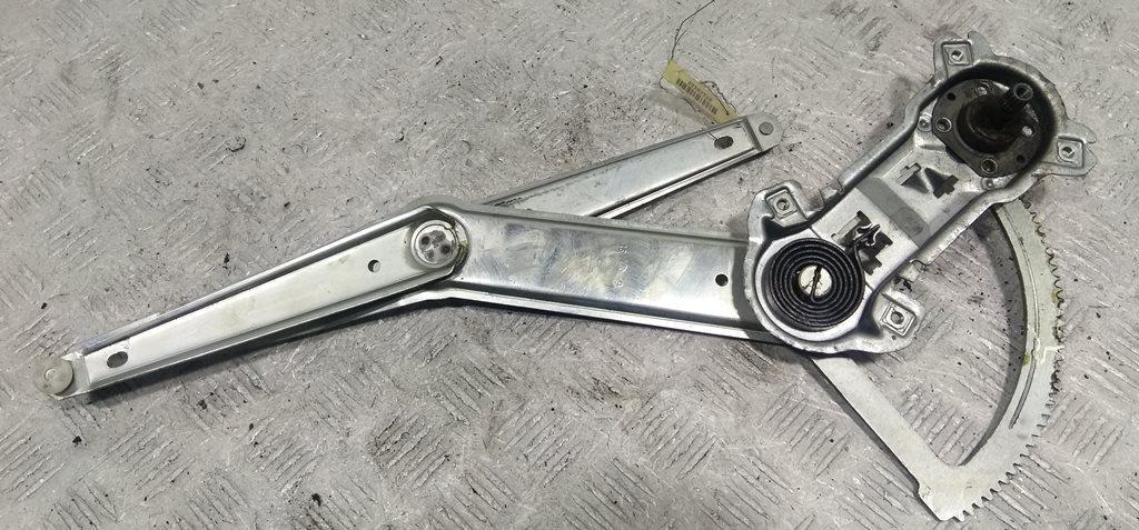 стеклоподъемник передний правый Mercedes-Benz MB100 1991, 2.4 л., дизель, МКПП, зелёный, микроавтобус
