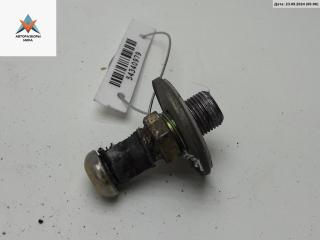 ответная часть (скоба) замка двери Volkswagen Passat B4 1994, 2.0 л., бензин, МКПП, серый, универсал