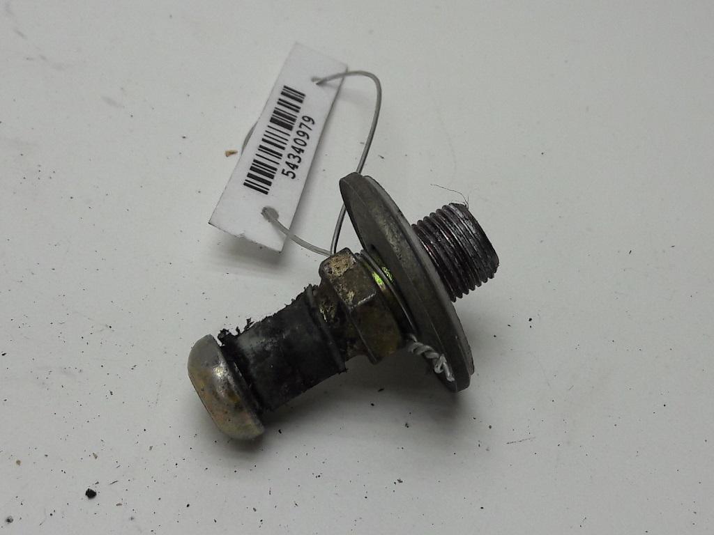 ответная часть (скоба) замка двери Volkswagen Passat B4 1994, 2.0 л., бензин, МКПП, серый, универсал - фото №1