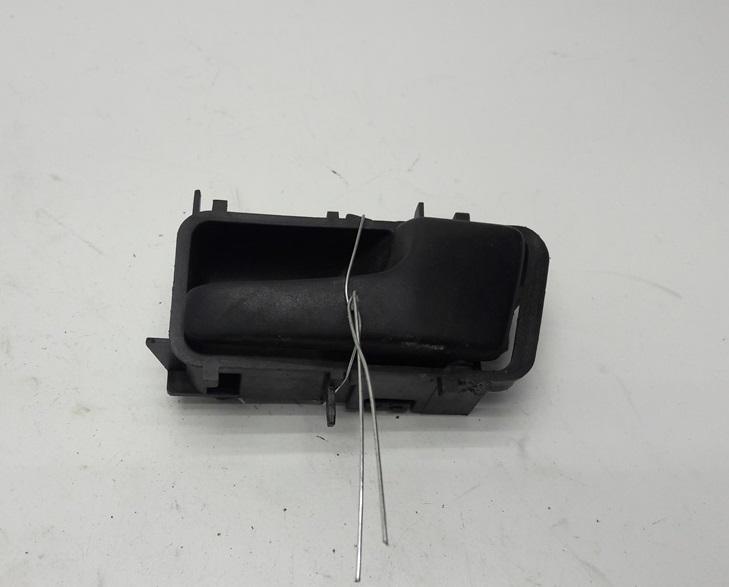 ручка внутренняя передняя правая Volkswagen Passat B3 1990, 1.8 л., бензин, МКПП, серый, универсал