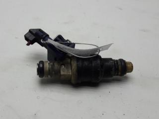 форсунка Volkswagen Passat B4 1995, 1.6 л., бензин, МКПП, синий, универсал, 037906031J
