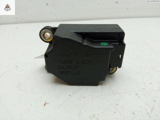 моторчик заслонки печки Volvo V70 2 поколение 2001, 2.4 л., бензин, АКПП, чёрный, универсал, 191011