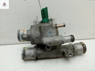 корпус термостата Fiat Stilo 1 поколение 2002, 1.6 л., бензин, МКПП, синий, хетчбэк 5 дв.