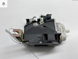 замок двери передней правой Audi A4 B5 1995, 1.8 л., Ti, бензин, МКПП, синий, седан, 8D1837016A