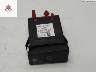 кнопка (выключатель) Volkswagen Passat B5 [рестайлинг] 2004, 1.9 л., дизель, МКПП, зелёный, универсал, 3B0927134A