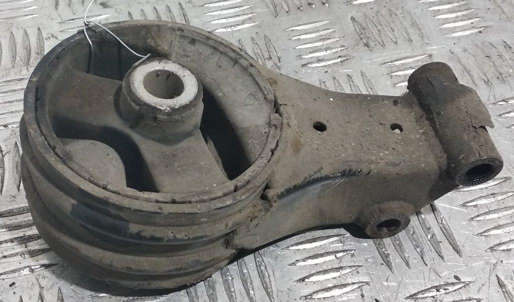 кронштейн двигателя Fiat Croma 2 поколение 2006, 2.2 л., бензин, МКПП, красный, хетчбэк 5 дв. - фото №1