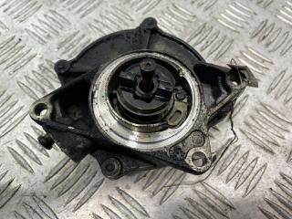 насос вакуумный Audi A4 B6 2004, 2.5 л., дизель, МКПП, серый, универсал, 057145100K
