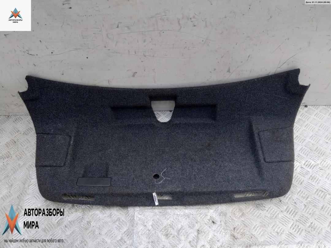 обшивка крышки багажника Audi A5 8T 2008, 1.8 л., бензин, МКПП, чёрный, купе, 8T0867975A - фото №1