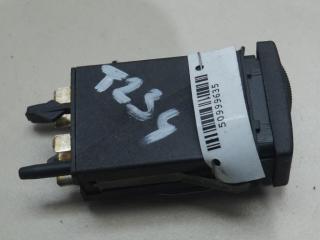 кнопка (выключатель) Audi A4 B5 1997, 1.8 л., бензин, МКПП, серый, седан