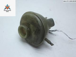 бачок тормозной жидкости Volkswagen Golf 3 поколение 1996, 1.6 л., бензин, МКПП, серый, хетчбэк 5 дв.