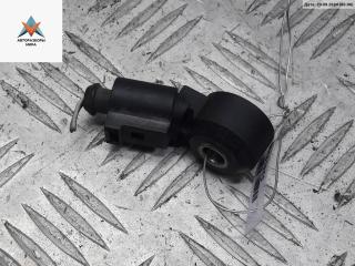 датчик детонации Volkswagen Golf 4 поколение 2002, 1.4 л., бензин, МКПП, серый, хетчбэк 5 дв.