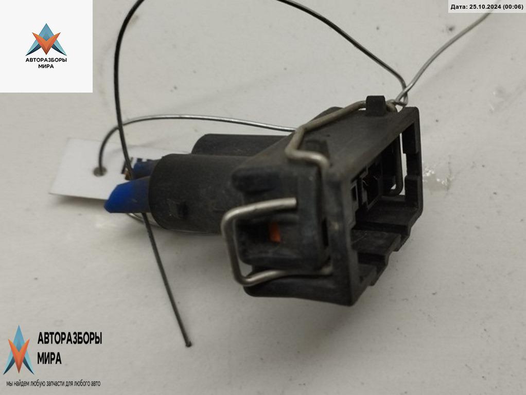 разъем (фишка) проводки Audi A4 B5 1995, 1.8 л., бензин, МКПП, белый, седан, 357951772 - фото №1