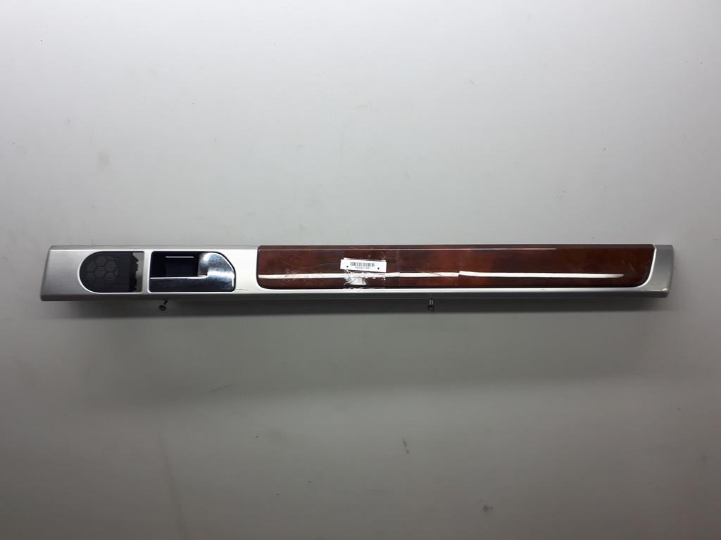 ручка внутренняя задняя правая Volkswagen Touareg 2003, 4.2 л., бензин, АКПП, синий, внедорожник 5 дв., 7L6837114