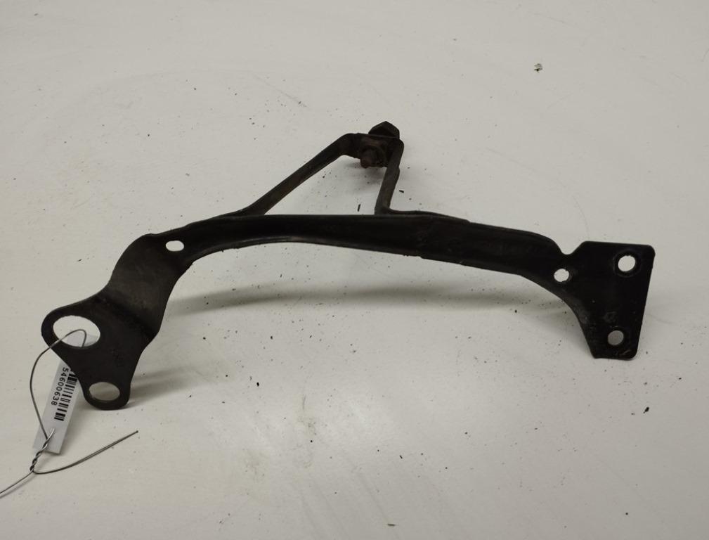 кронштейн (крепление) Audi A4 B6 2003, 3.0 л., бензин, МКПП, синий, универсал, 8E0805538