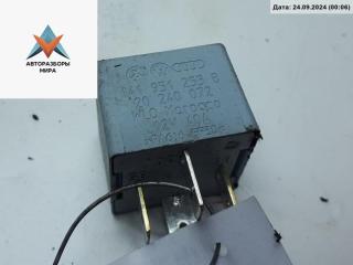 реле (прочие) Volkswagen Touareg 1 поколение 2003, 4.2 л., бензин, АКПП, синий, внедорожник 5 дв., 141951253B