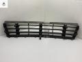 заглушка (решетка) в бампер Audi A6 4B/C5 1999, 2.4 л., бензин, АКПП, серый, универсал, 4B0807683F - фото №2