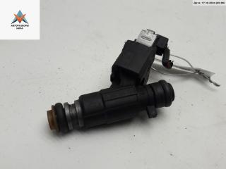 форсунка Volkswagen Polo 3 поколение 1996, 1.4 л., бензин, МКПП, синий, седан, 030906031E