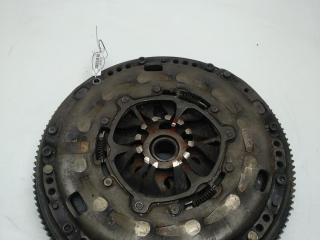 маховик Volkswagen Touran 2004, 2.0 л., бензин, МКПП, серый, минивэн, 06F105201C