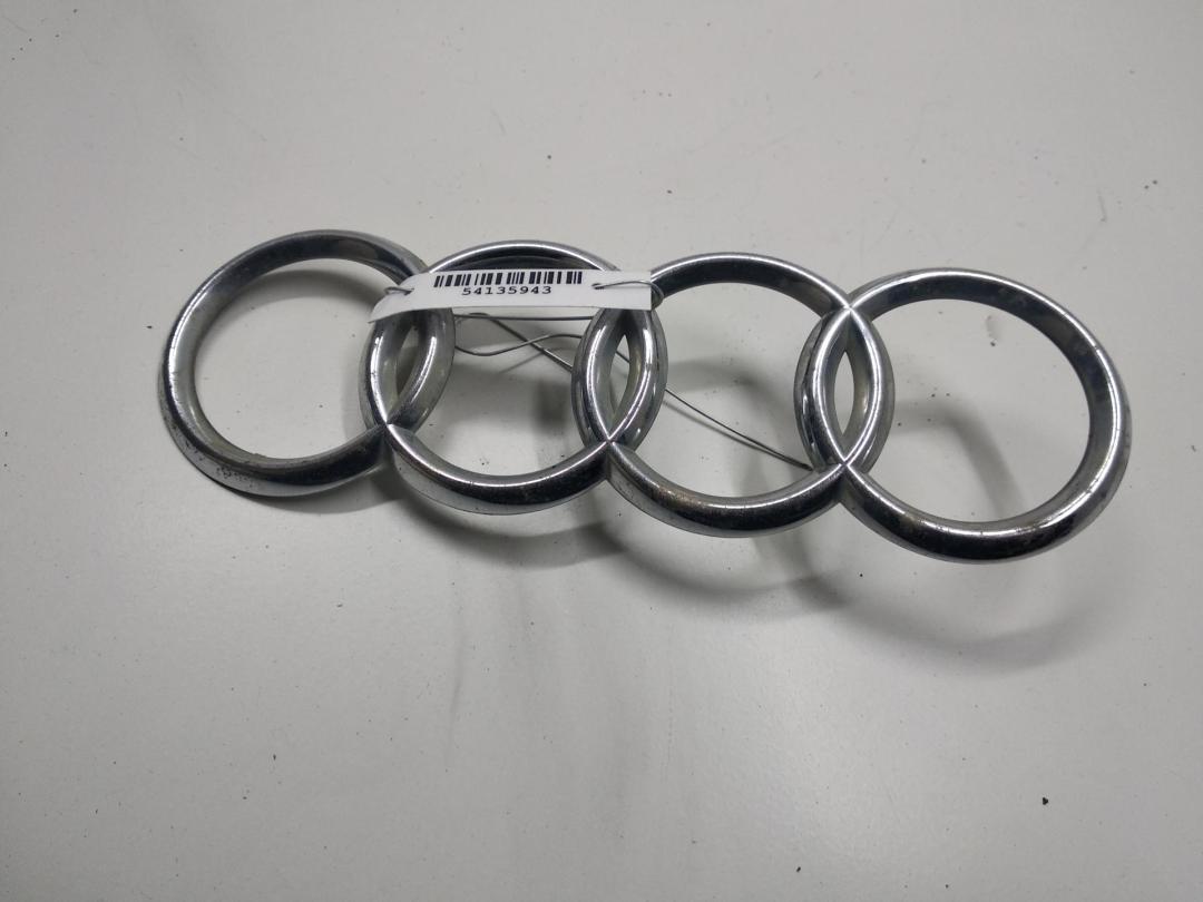 эмблема Audi A6 C5 2003, 2.5 л., дизель, АКПП, серый, универсал, 4B9853742