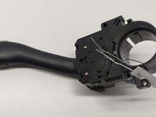 переключатель поворотов Audi A6 4B/C5 1998, 2.4 л., бензин, МКПП, чёрный, универсал, 8L0953513G