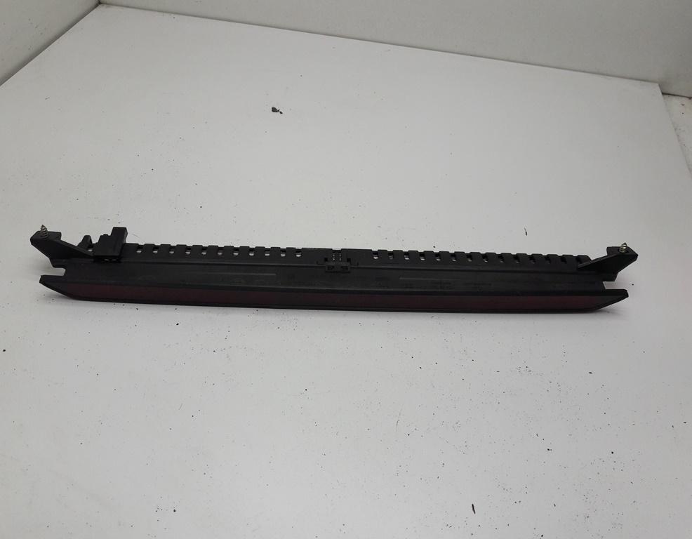 стоп-сигнал Volkswagen Passat B5+ (GP) 2001, 2.5 л., дизель, АКПП, серый, универсал, 1J6945097D