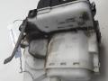 замок двери задней левой Volkswagen Polo 3 поколение 1999, 1.4 л., бензин, МКПП, синий, седан - фото №2