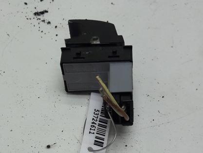 кнопка стеклоподъемника заднего левого SEAT Toledo 3 поколение 2004, 2.0 л., дизель, МКПП, чёрный, хетчбэк 5 дв., 7L6959855B - фото №1