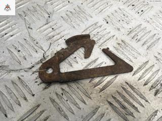 замок капота Audi 100 С3 1987, 2.2 л., бензин, МКПП, серый, седан