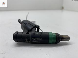 форсунка Audi A4 B6 2003, 3.0 л., бензин, МКПП, синий, универсал, 06C133551