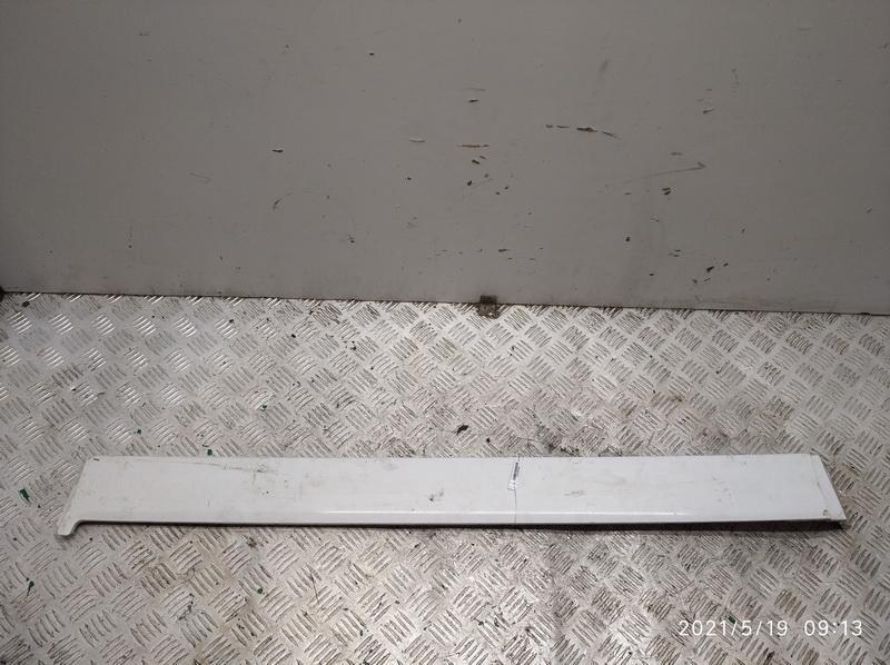 молдинг (накладка кузовная) Mercedes-Benz Vito 2006, 2.2 л., дизель, МКПП, белый, микроавтобус - фото №1
