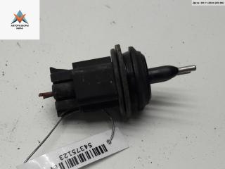 датчик уровня омывающей жидкости Volkswagen Passat B5 1998, 1.6 л., бензин, МКПП, зелёный, универсал