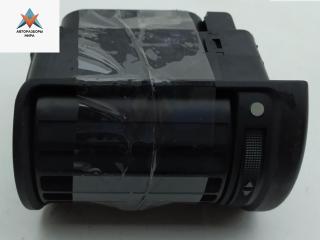 дефлектор обдува салона Audi A4 B5 1995, 1.8 л., бензин, МКПП, синий, седан, 8D1820801