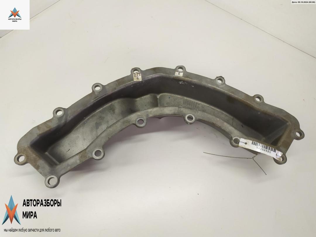 крышка двигателя задняя BMW 7 серия E65/E66/E67 2002, 4.4 л., бензин, АКПП, чёрный, седан, 7504433 - фото №1