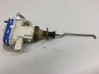 активатор (привод) замка двери Audi 80 8C/B4 1995, 1.9 л., дизель, МКПП, белый, универсал