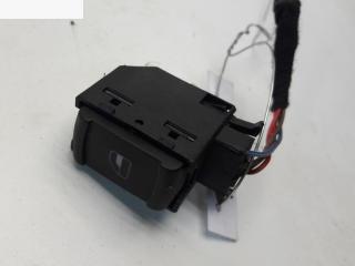 кнопка стеклоподъемника заднего левого Volkswagen Golf 4 поколение 1997, 1.9 л., дизель, МКПП, серый, хетчбэк 5 дв., 3B0959855