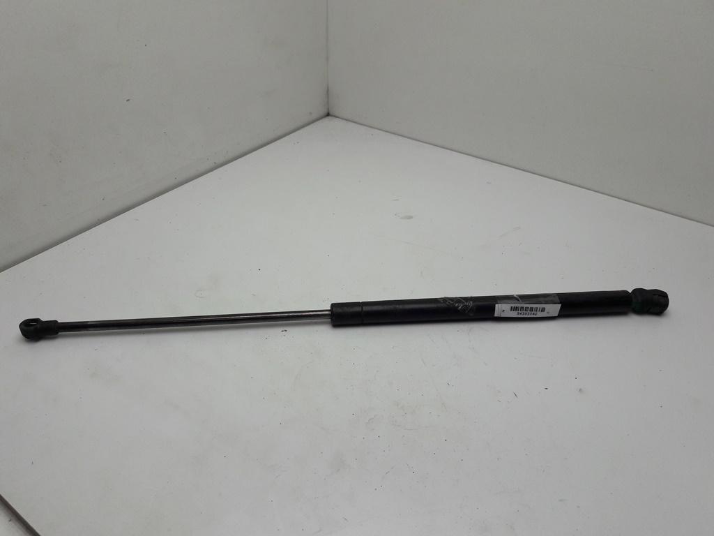 амортизатор крышки багажника (3-5 двери) Volkswagen Passat B5 1998, 1.9 л., дизель, МКПП, серый, универсал, 1J6827550