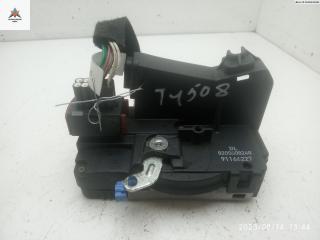 замок двери передней правой Renault Trafic 2 поколение 2002, 1.9 л., дизель, МКПП, белый, микроавтобус